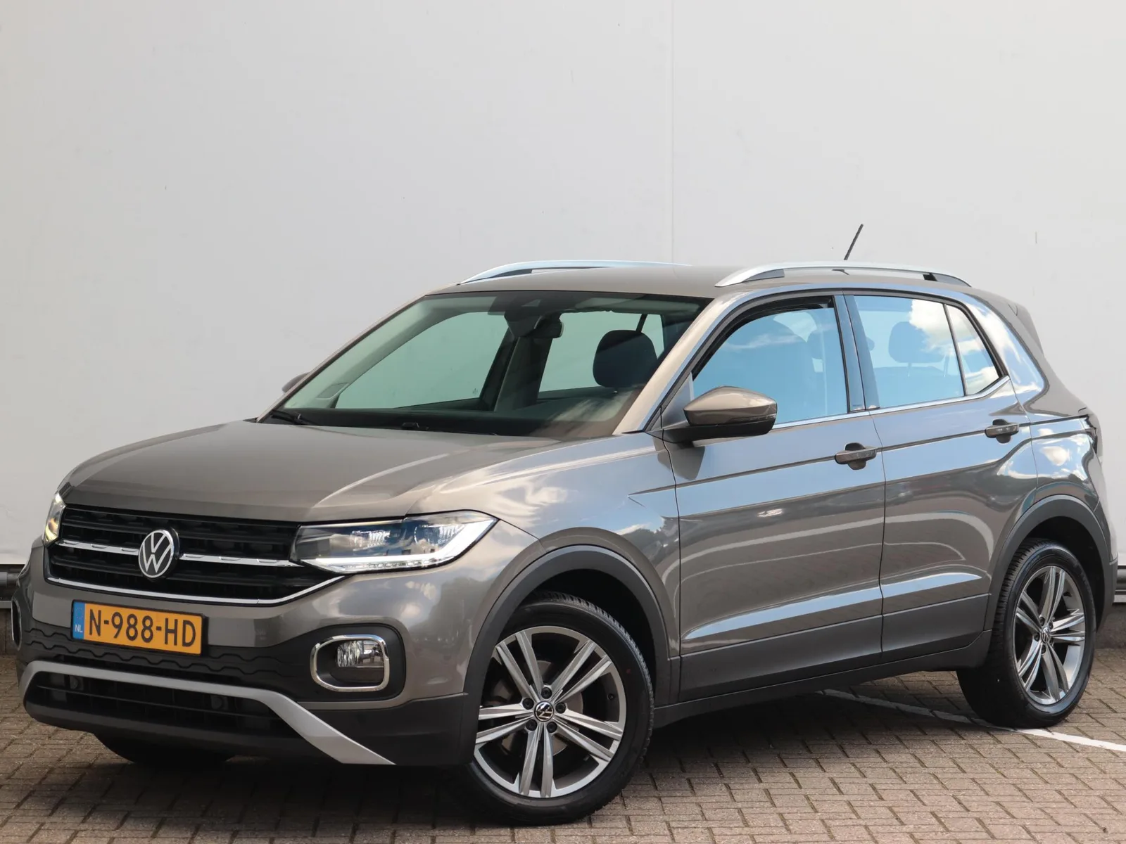 Volkswagen T-Cross (2021) — foto 1