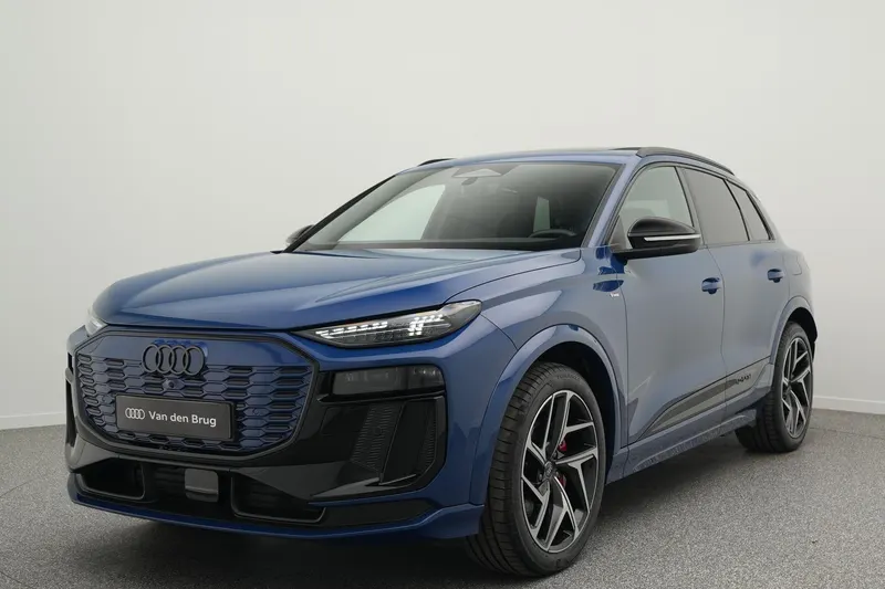 Audi Q6 e-tron (2025)