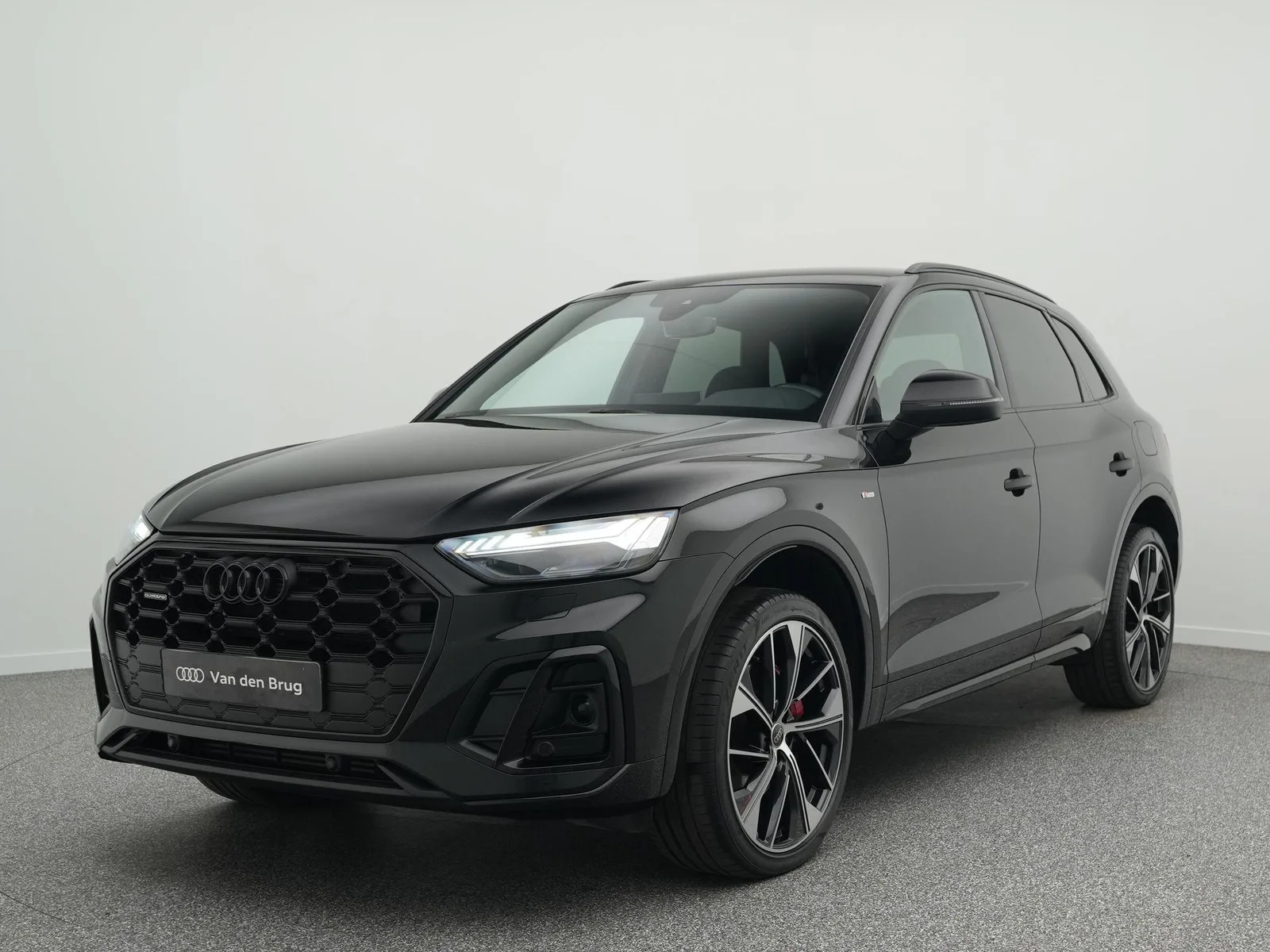 Audi Q5 (2024) — foto 1