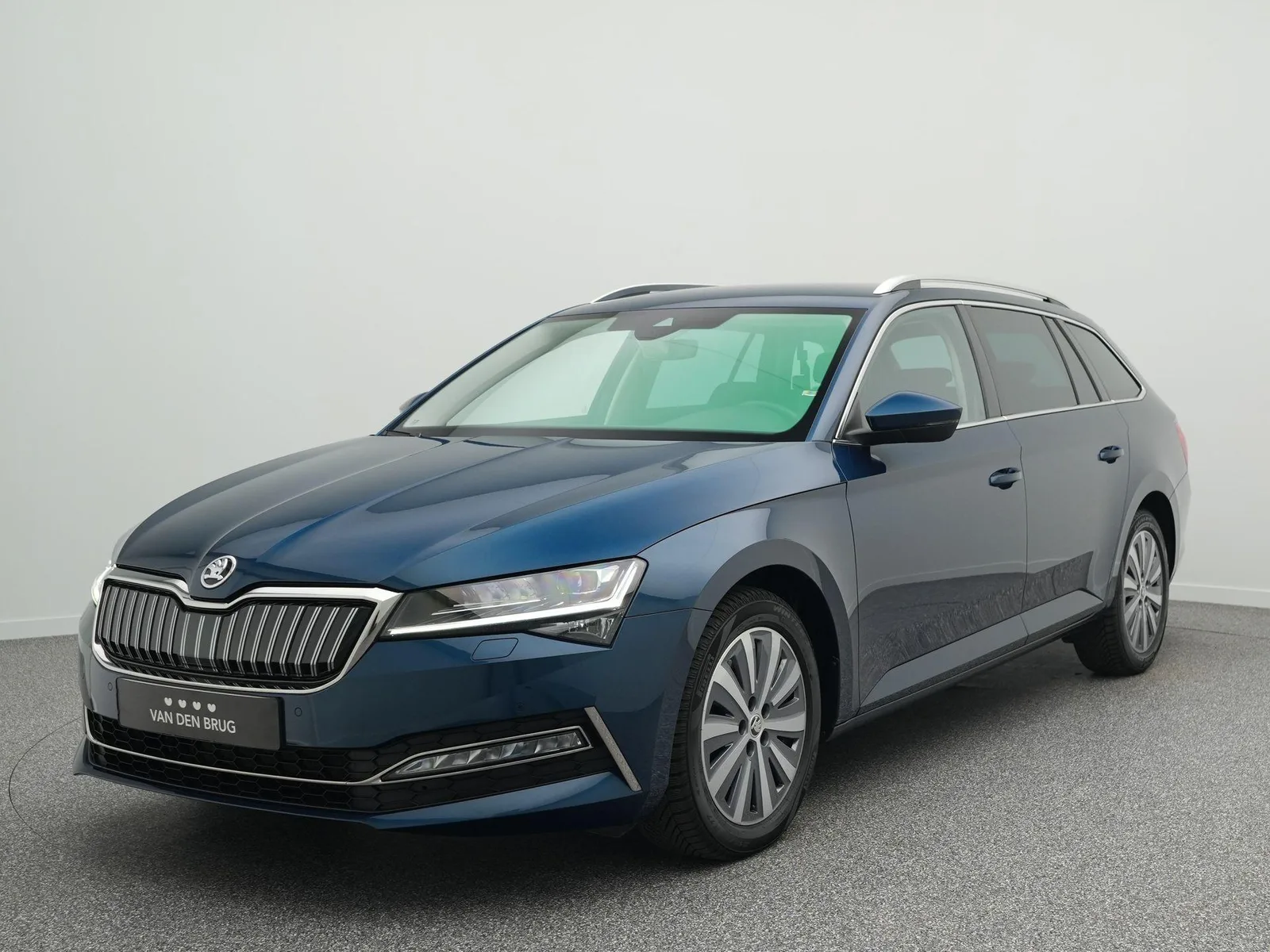Škoda Superb (2021) — foto 1