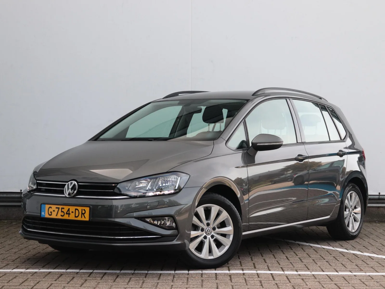 Volkswagen Golf Sportsvan (2019) — foto 1