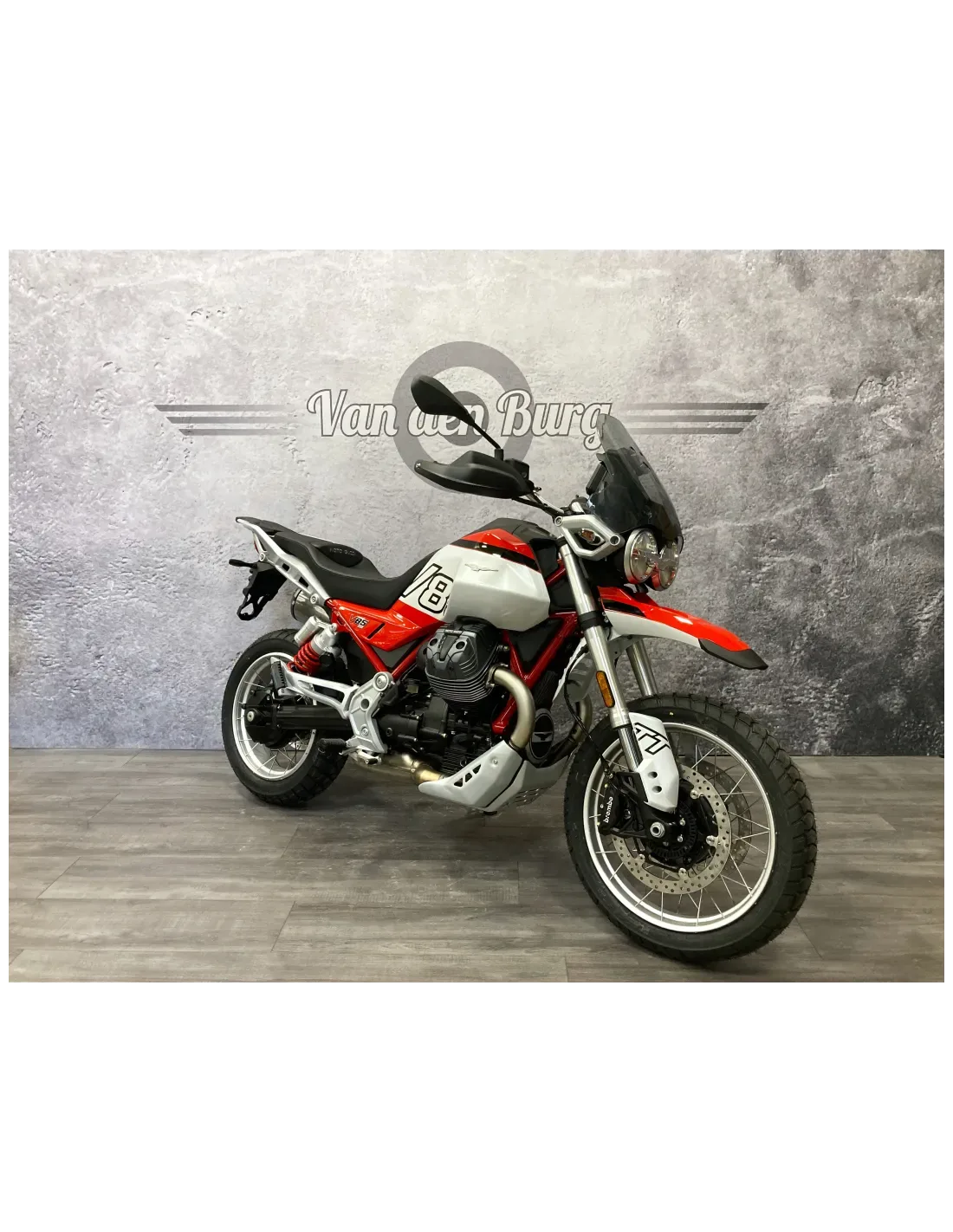 Moto Guzzi V85 TT (2026) — foto 1