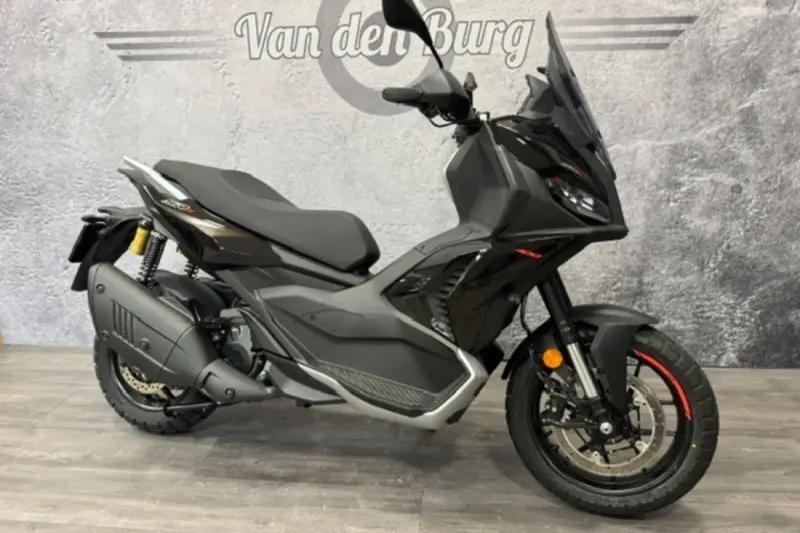 Aprilia SR GT 400 (2026)