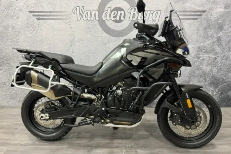 CFMoto 800 MT (2024)