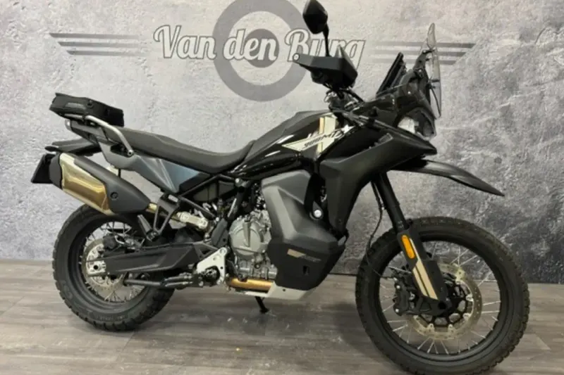 CFMoto 800 MT (2034)