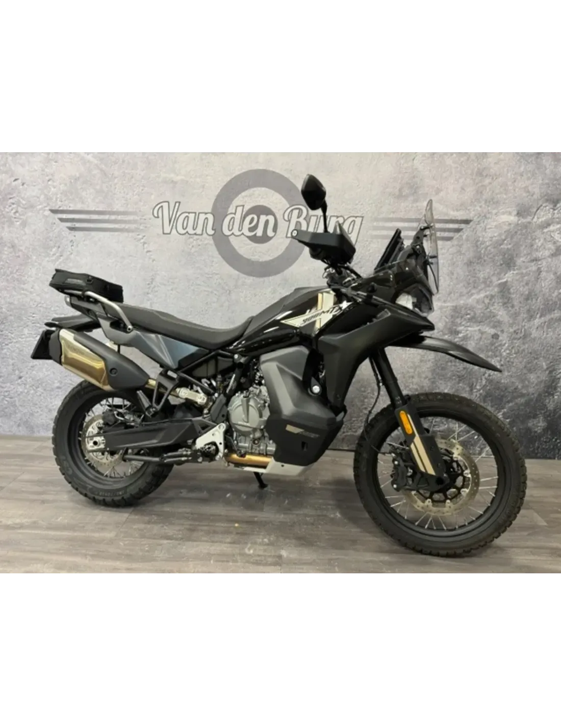 CFMoto 800 MT (2034) — foto 1