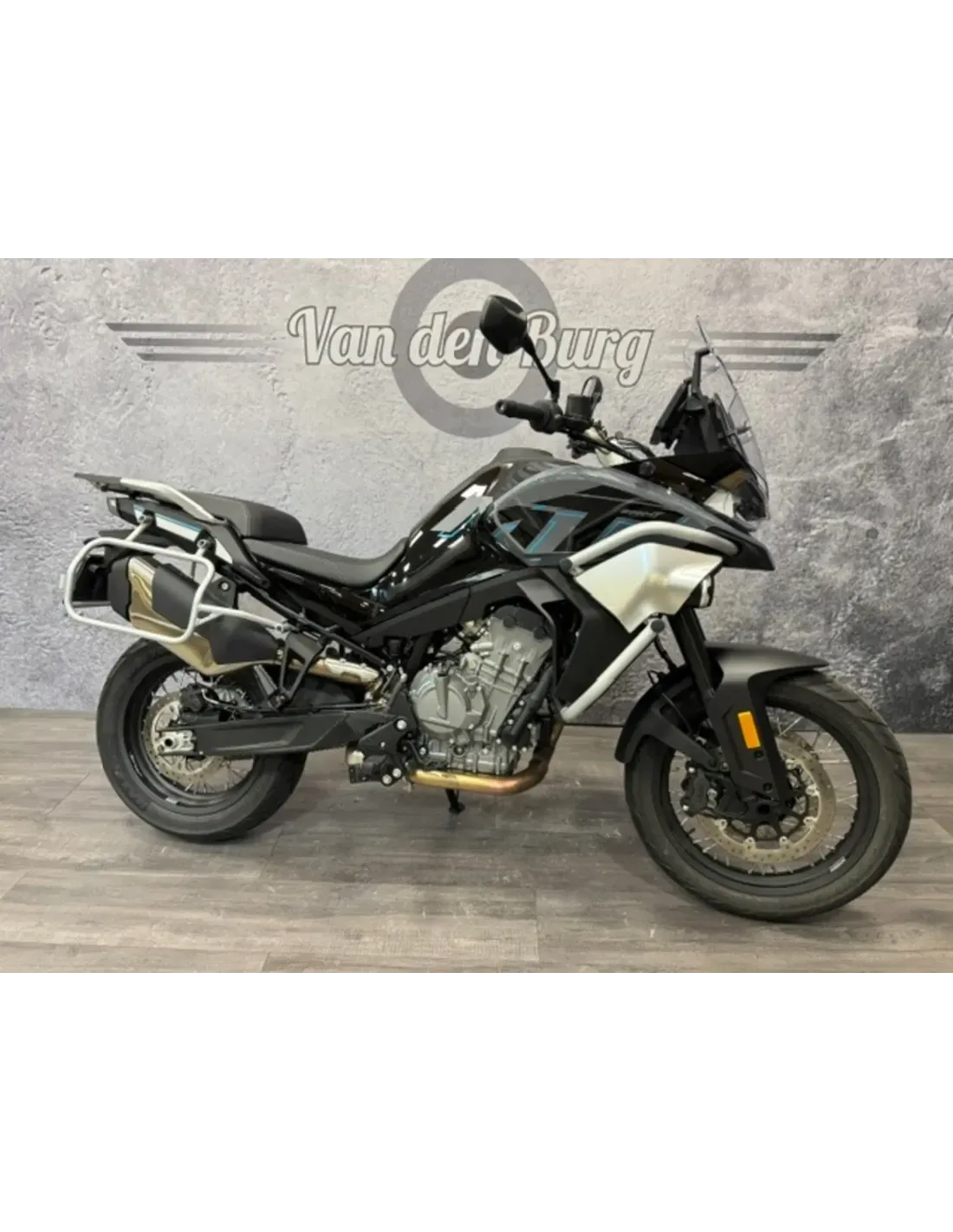 CFMoto 800 MT Sport (2026) — foto 1