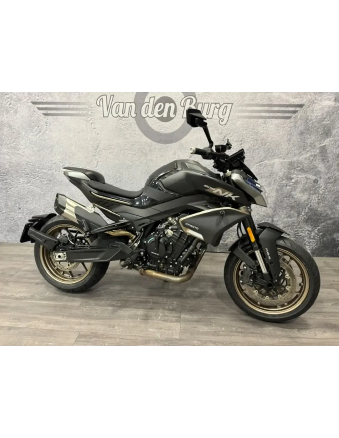CFMoto 800NK (2024) — foto 1
