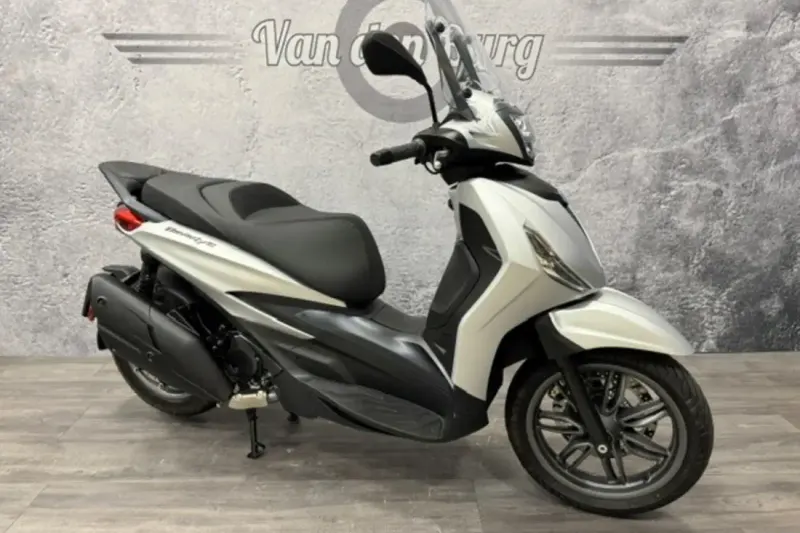 Piaggio Beverly S 400 (2025)
