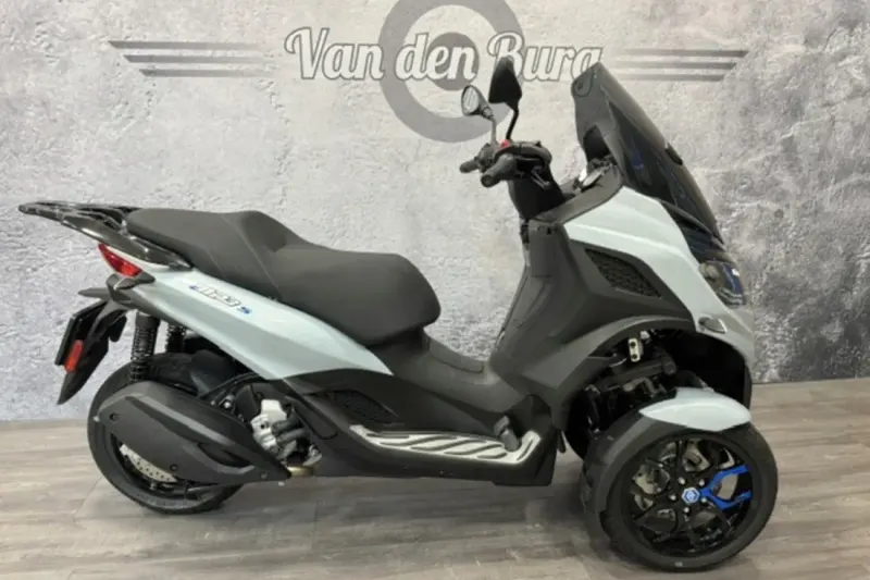 Piaggio MP3 310 (2026)