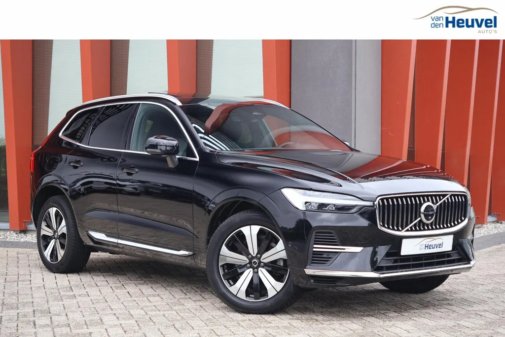 Volvo XC60 (2023) — foto 1