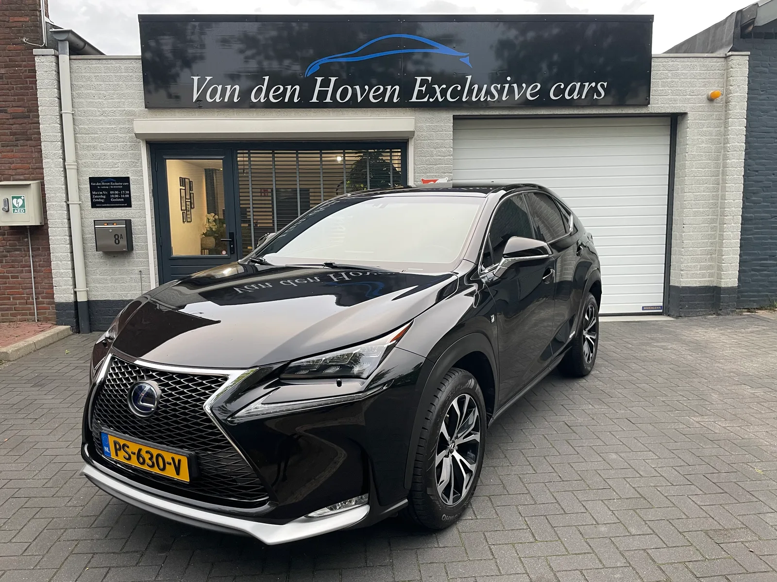 Lexus NX (2015) — foto 1