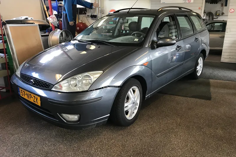Ford Focus (2004)