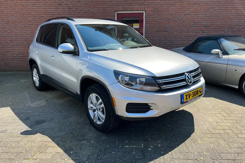 Volkswagen Tiguan (2015)