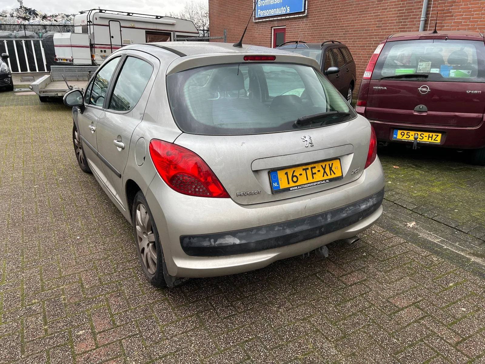Peugeot 207 (2006) — foto 1