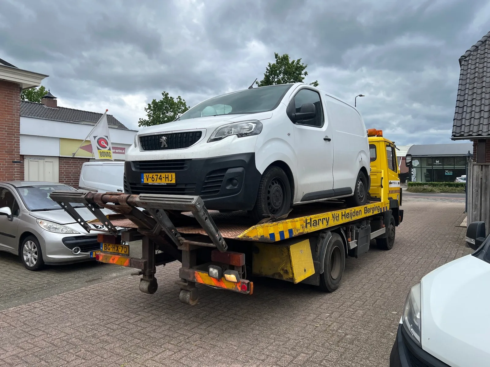 Peugeot Expert (2017) — foto 1