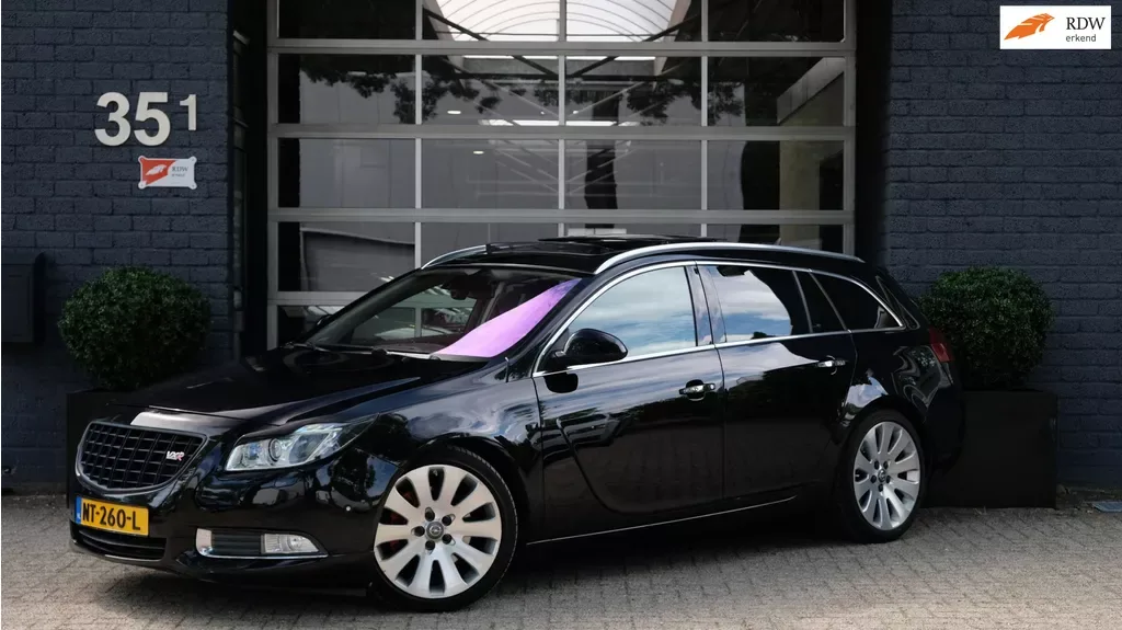 Opel Insignia (2009) — foto 1