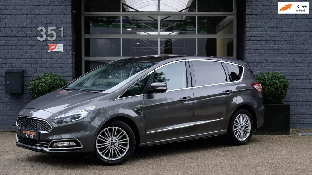 Ford S-Max (2017) — foto 1