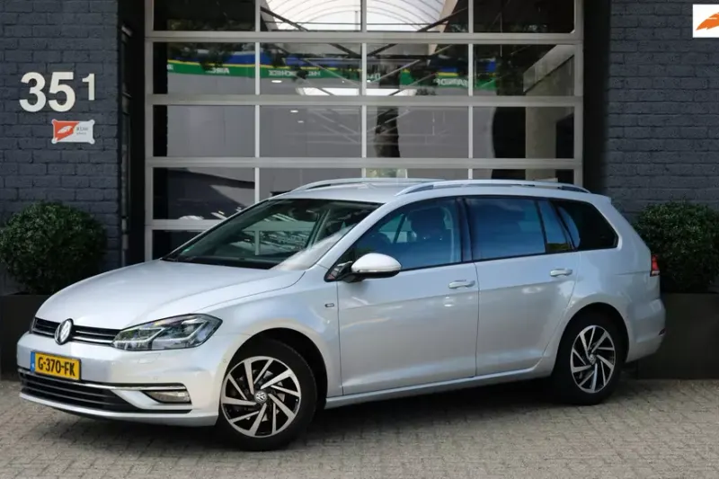 Volkswagen Golf (2019)