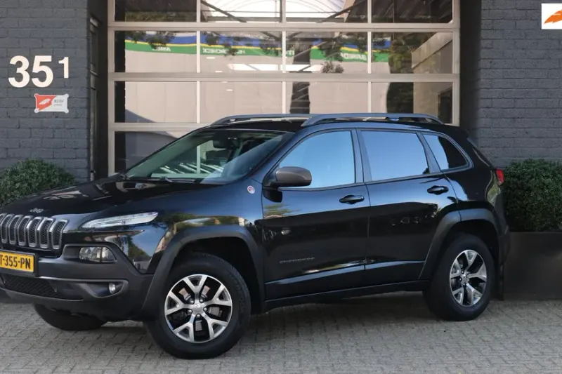 Jeep Cherokee (2015)