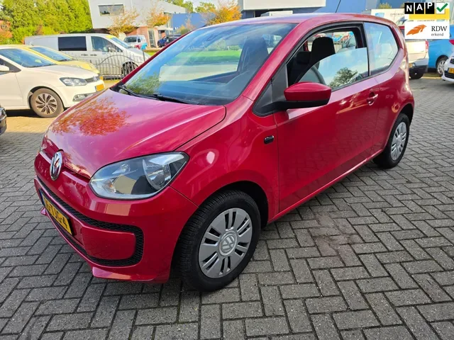Volkswagen Up! (2012) — foto 1
