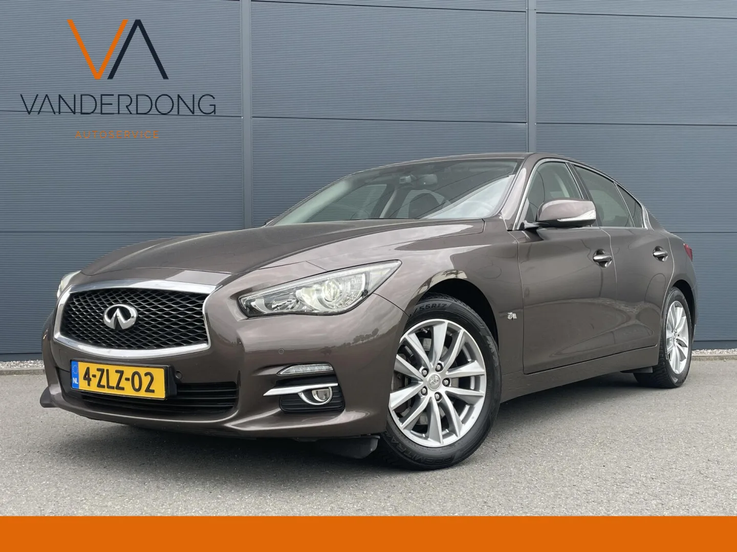 Infiniti Q50 (2015) — foto 1