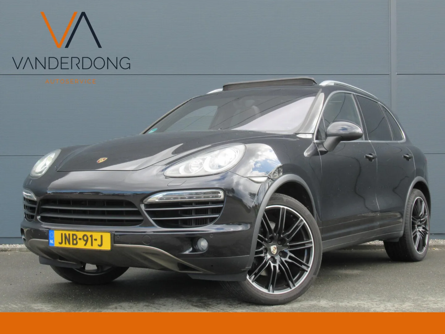 Porsche Cayenne (2010) — foto 1