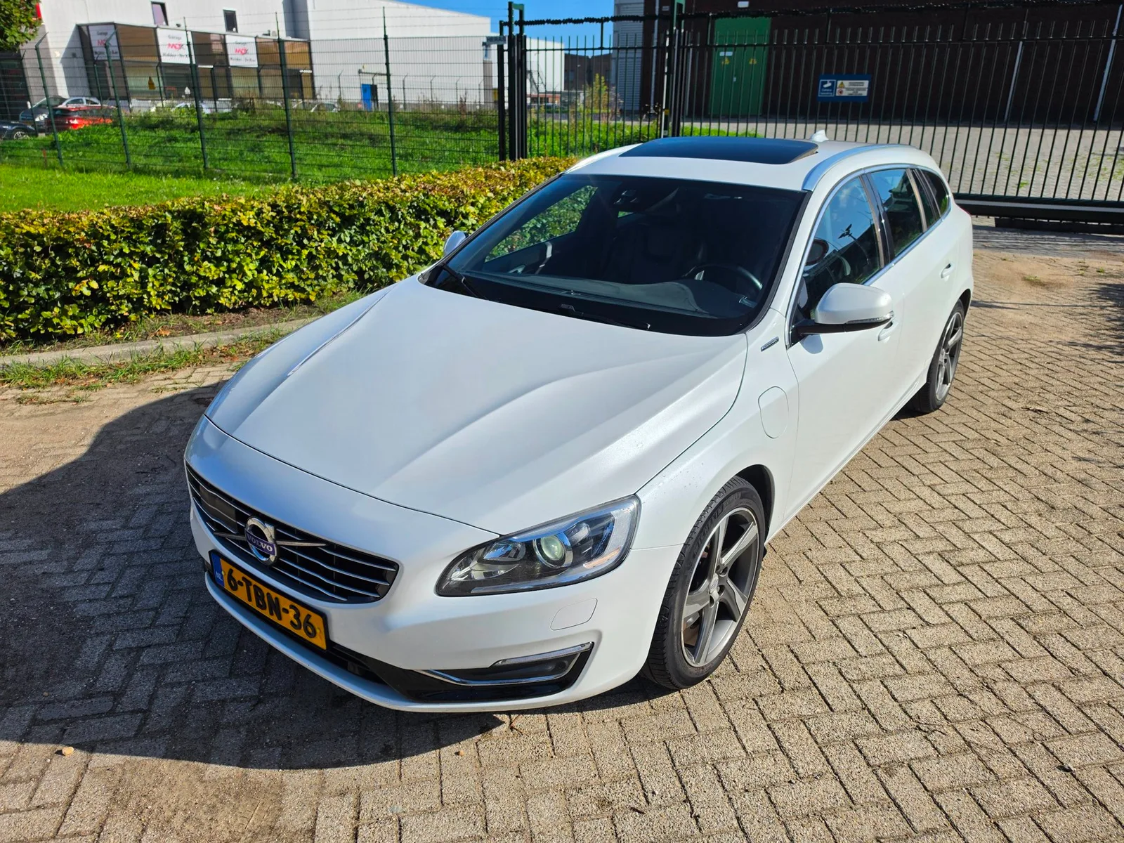 Volvo V60 (2013) — foto 1