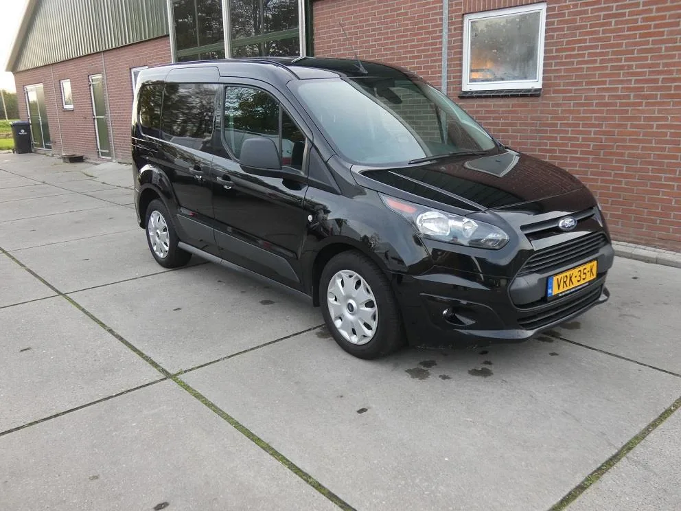 Ford Transit Connect (2017) — foto 1