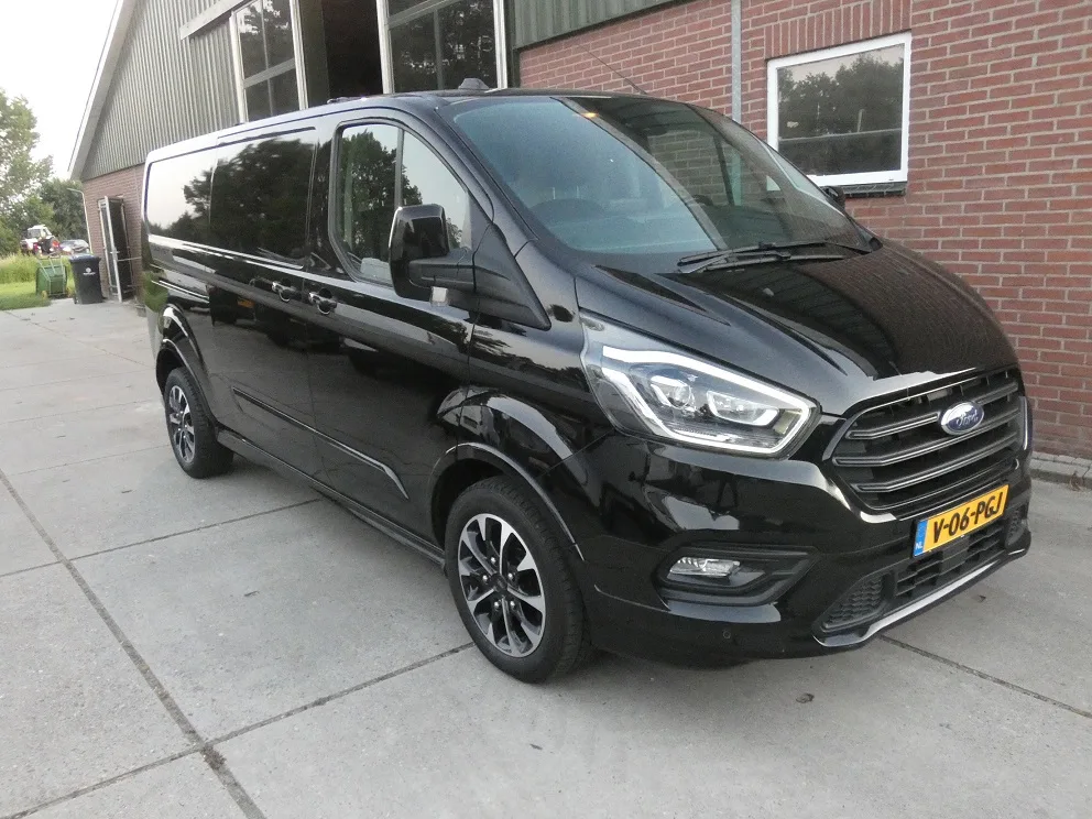 Ford Transit Custom (2022) — foto 1