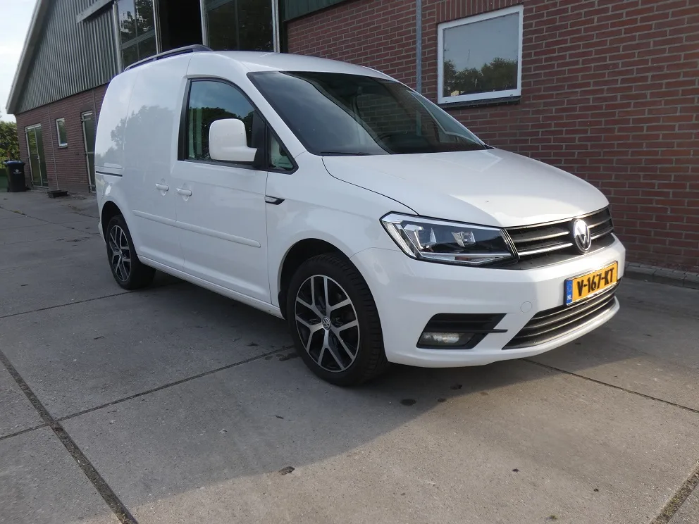 Volkswagen Caddy (2018) — foto 1