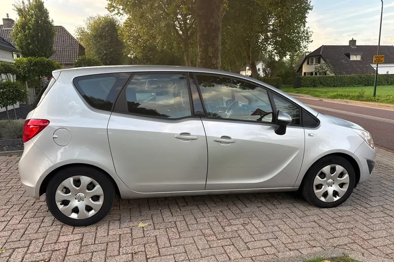 Opel Meriva (2012)