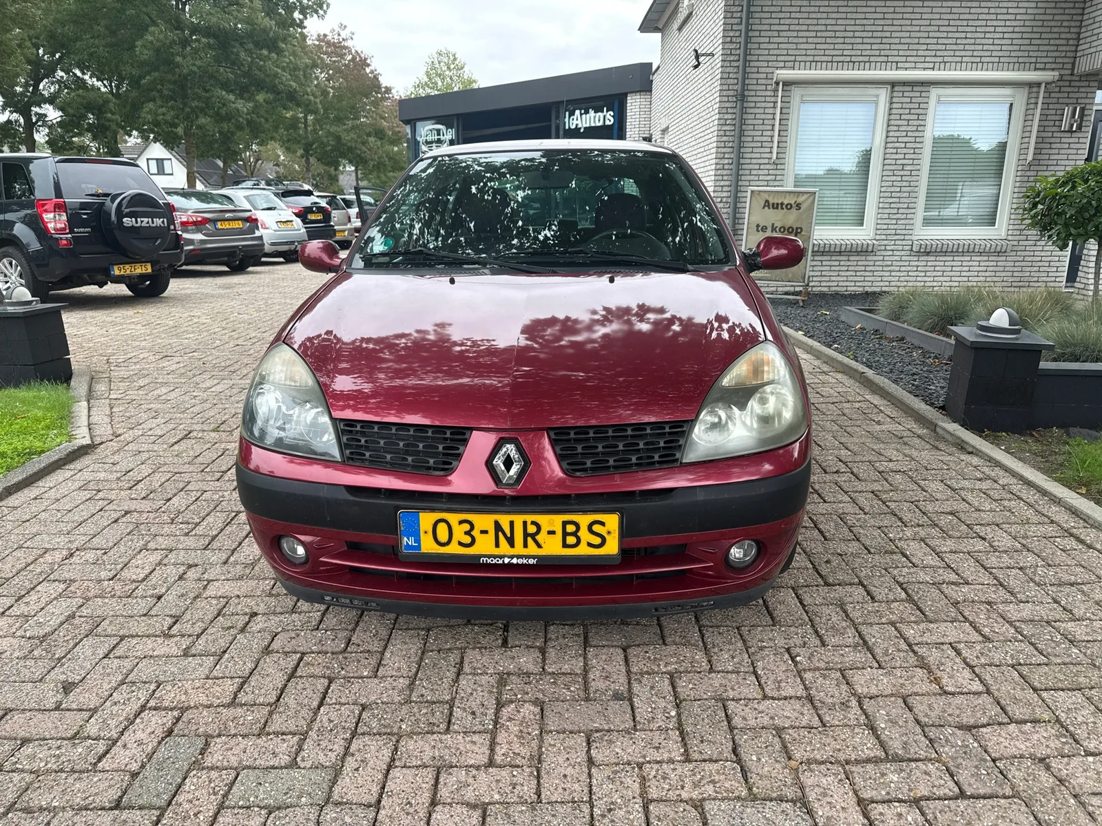 Renault Clio (2004) — foto 1