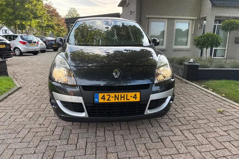 Renault Scénic (2010)