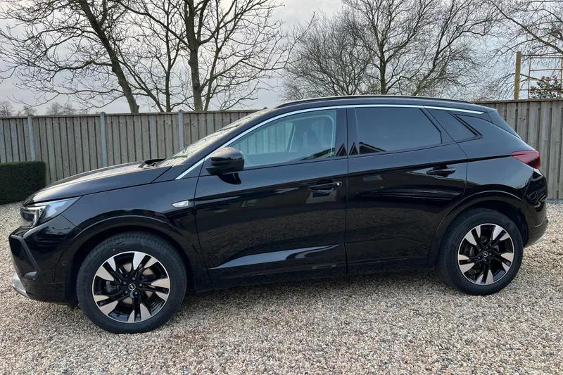 Opel Grandland (2022)