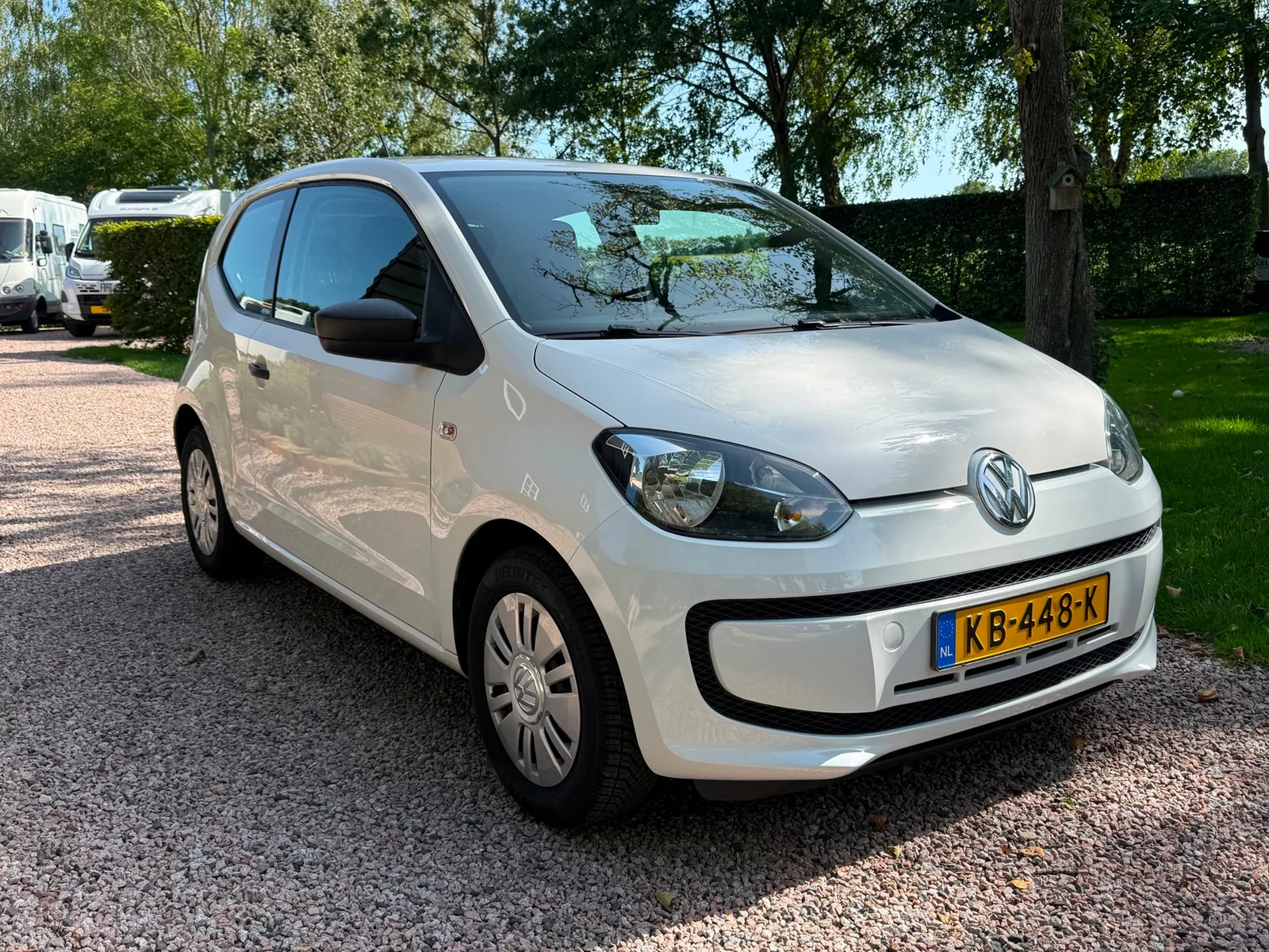 Volkswagen Up! (2016) — foto 1