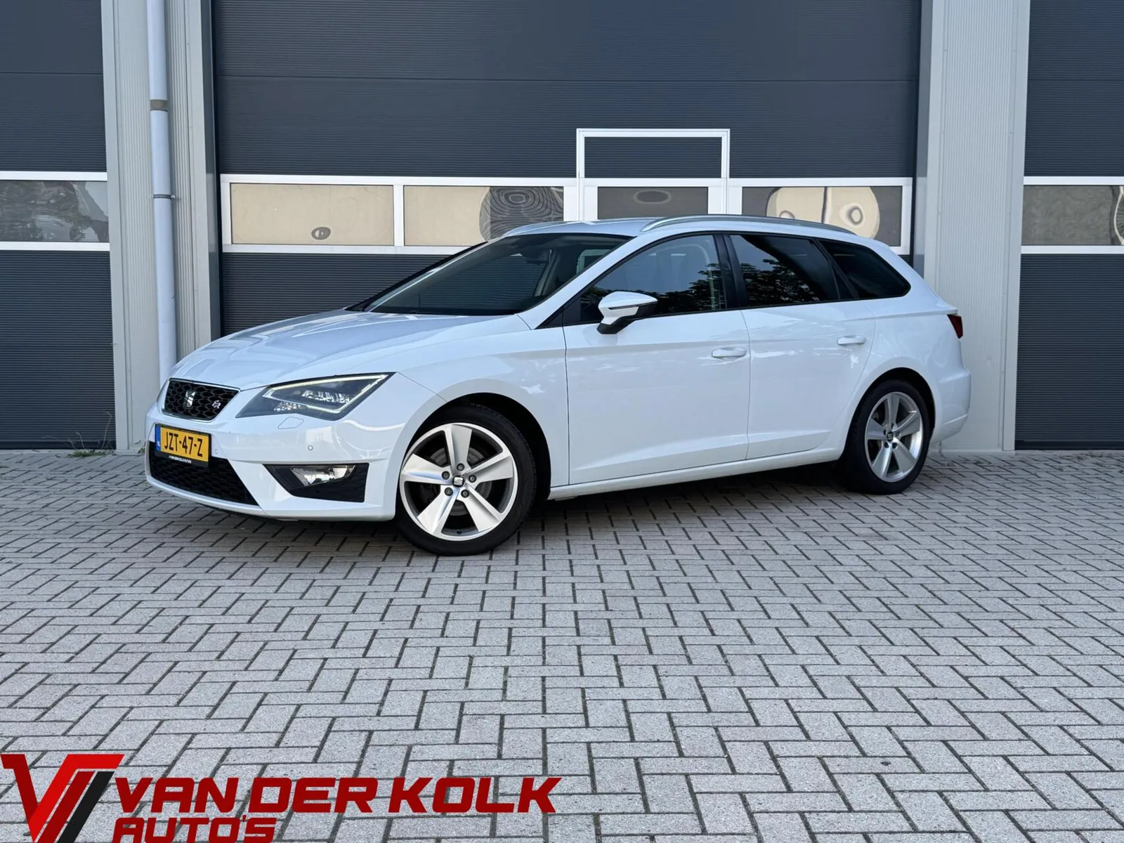 SEAT Leon (2014) — foto 1