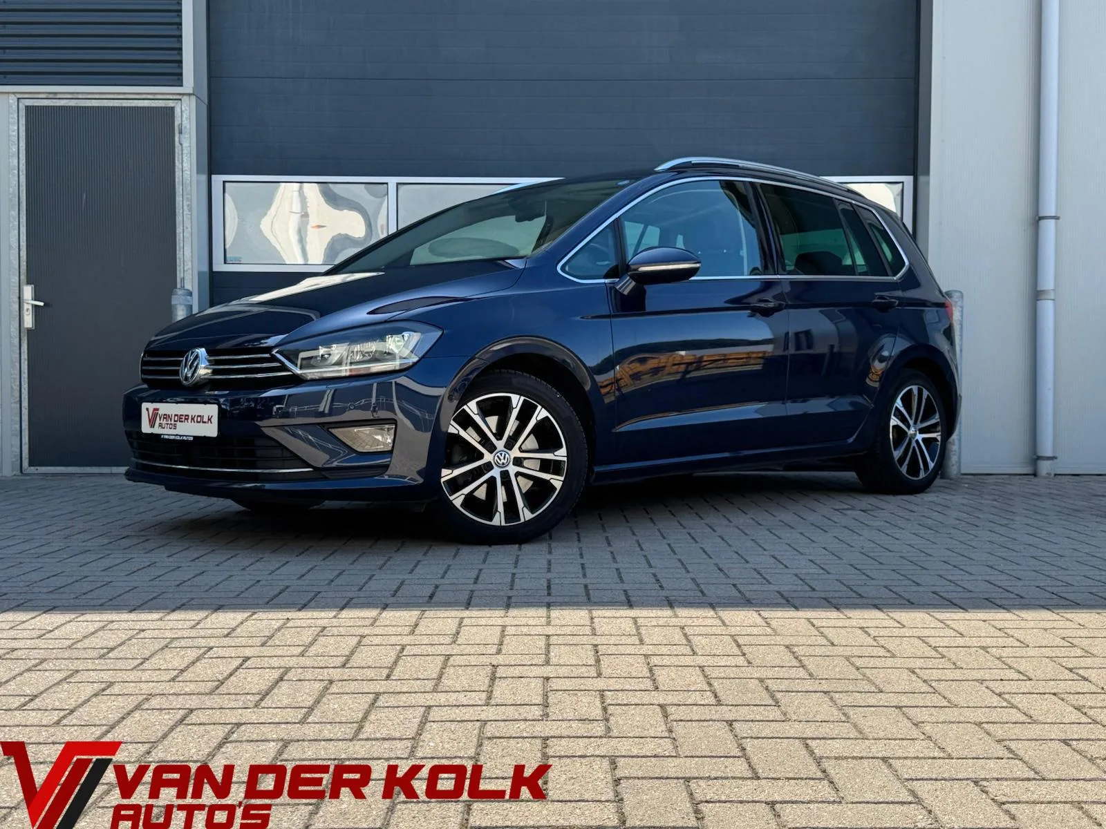 Volkswagen Golf Sportsvan (2016) — foto 1