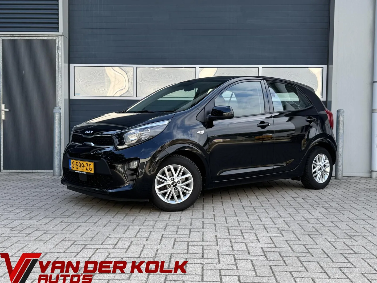 Kia Picanto (2023) — foto 1