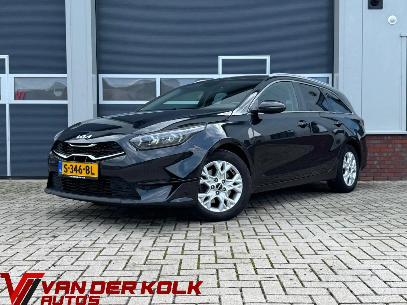 Kia Ceed (2023) — foto 1
