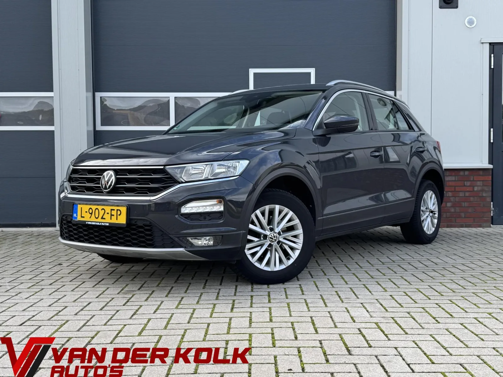 Volkswagen T-Roc (2021) — foto 1