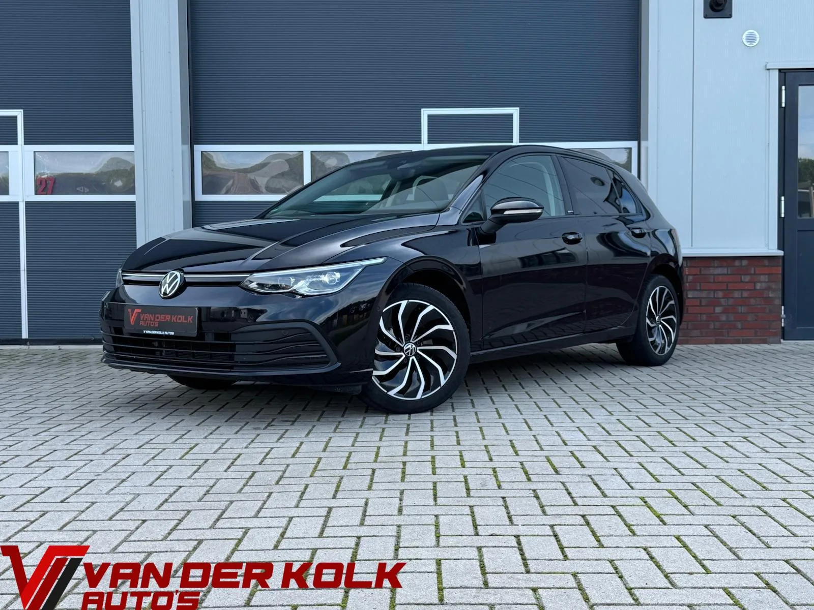 Volkswagen Golf (2021) — foto 1