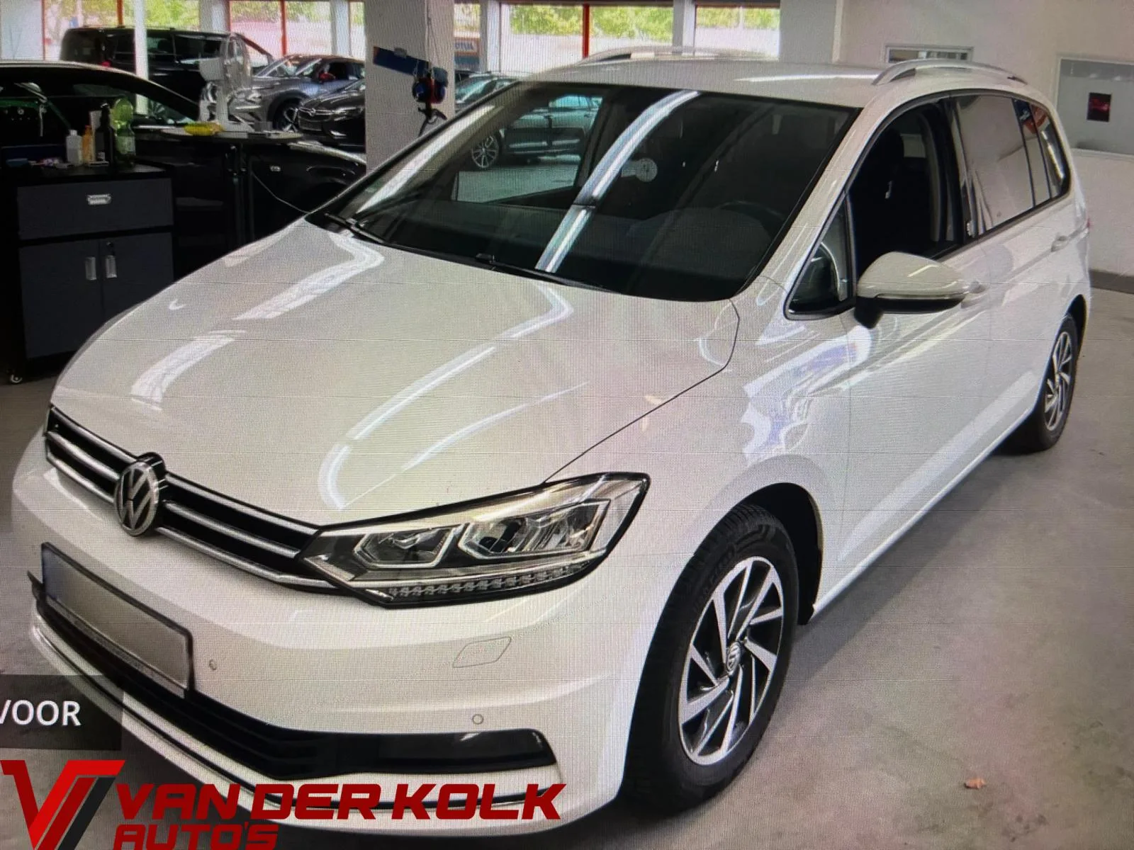 Volkswagen Touran (2018) — foto 1