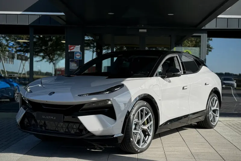 Lotus Eletre (2025)