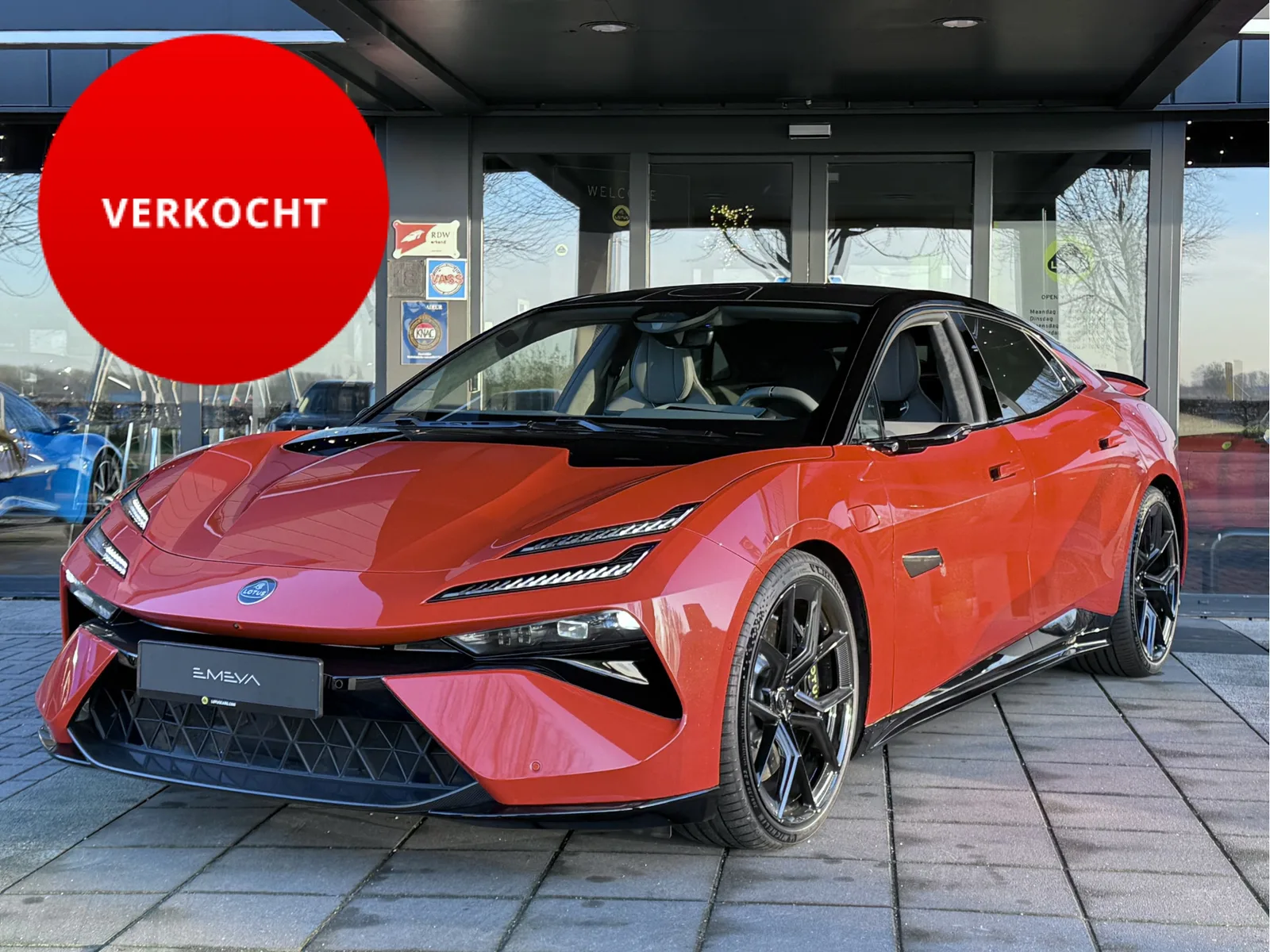 Lotus Emeya (2026) — foto 1