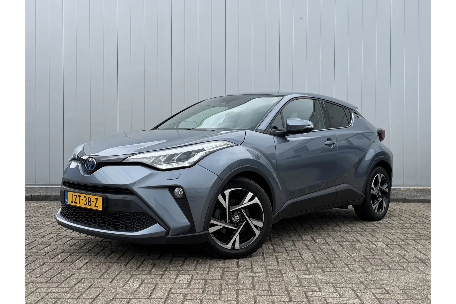 Toyota C-HR (2023) — foto 1