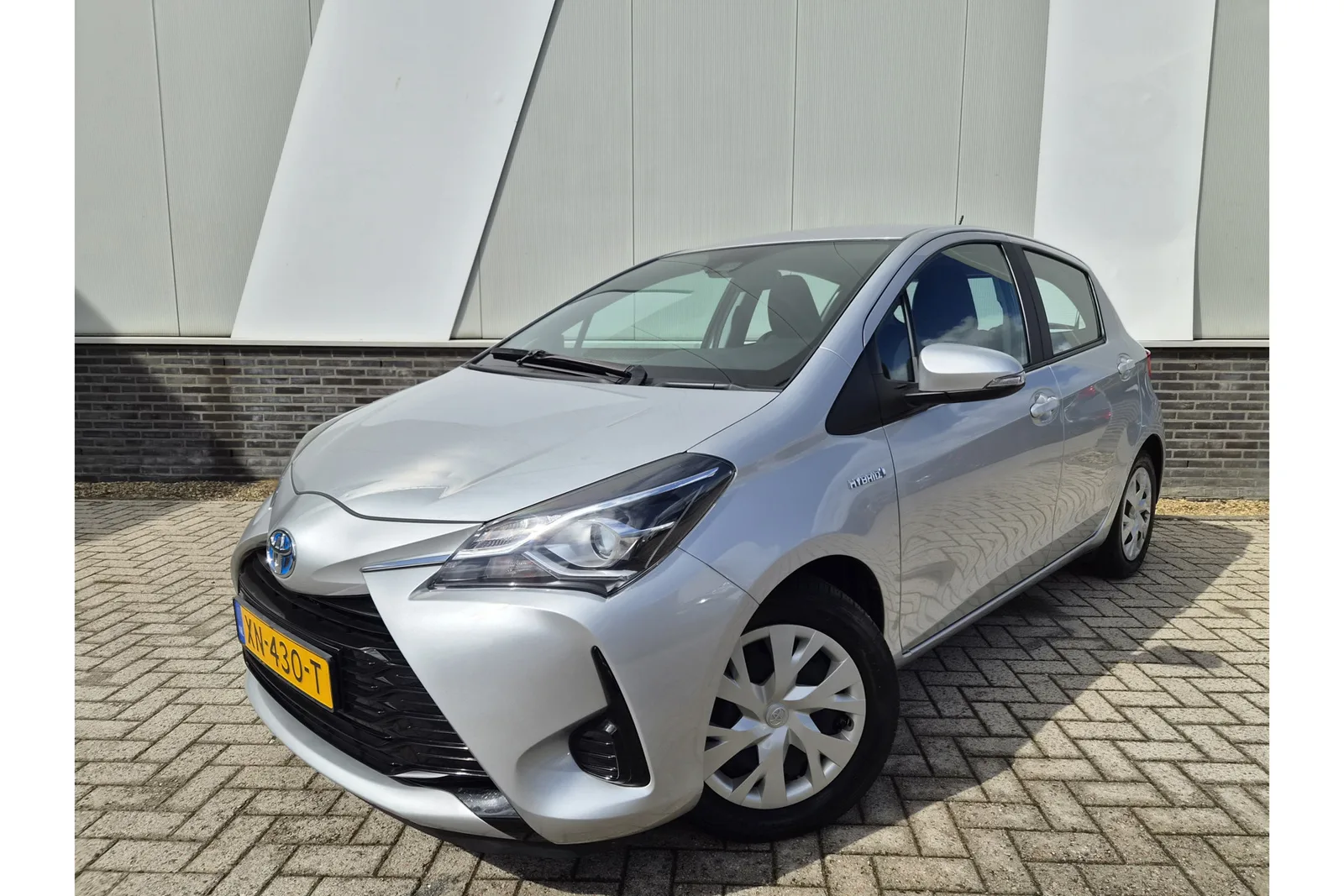 Toyota Yaris (2019) — foto 1