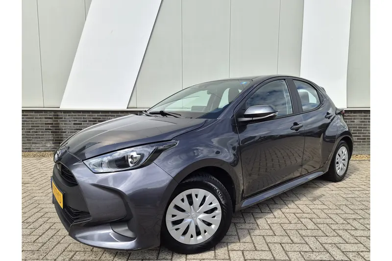 Toyota Yaris (2023)