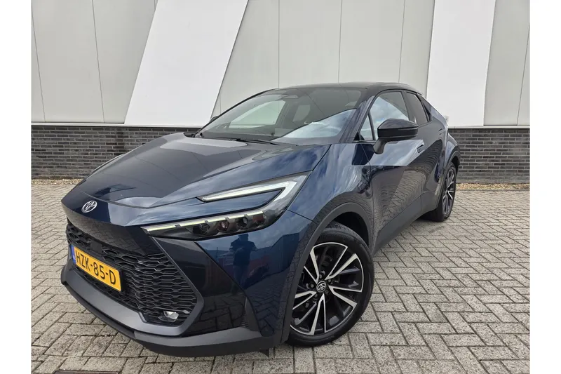 Toyota C-HR (2025)