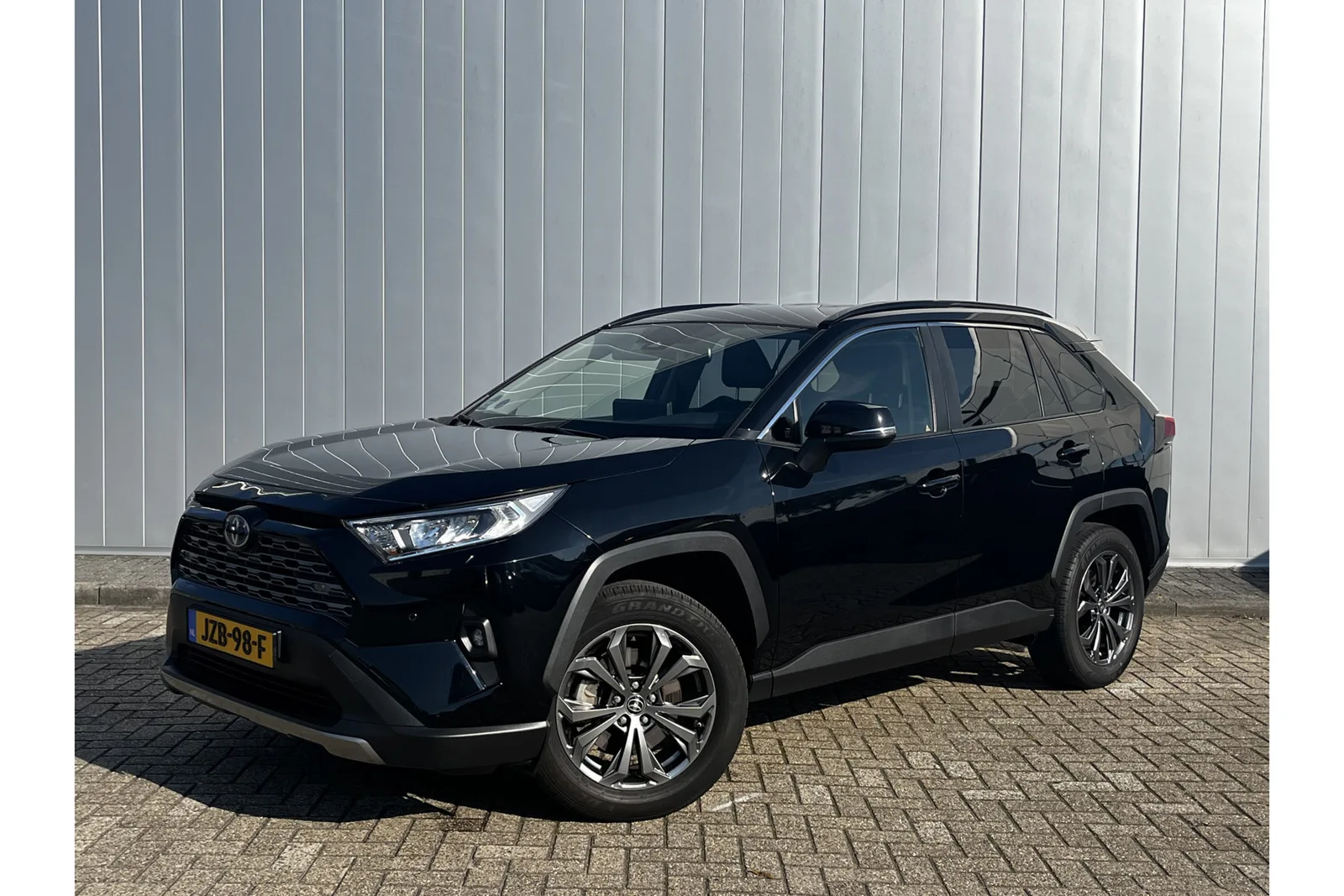 Toyota RAV4 (2025) — foto 1